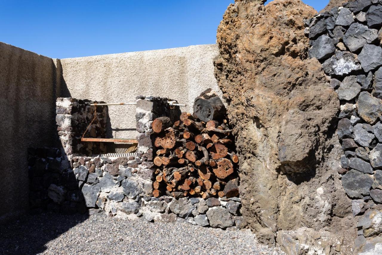 Las Latas Del Almendro 3 Santiago Del Teide Luaran gambar